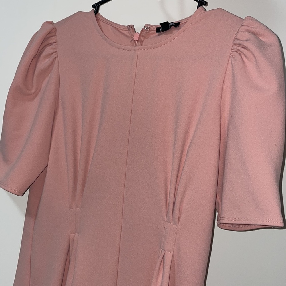 Express dress - Picture 3 of 7